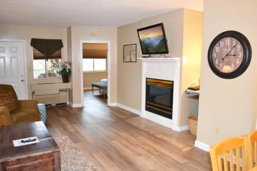 River Place Condos-2BR