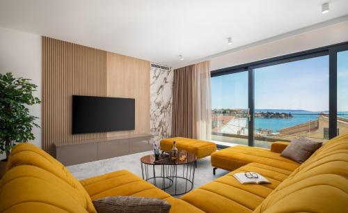 NEW! Villa Brilliance heated pool 50 m2, sea view