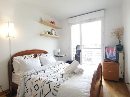 Cozy haven near Paris La Defense Grande Arche