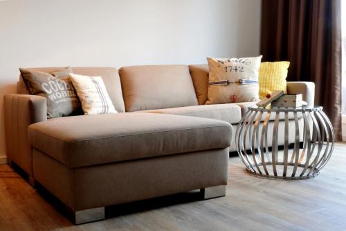 2 bedrooms, 2 beds