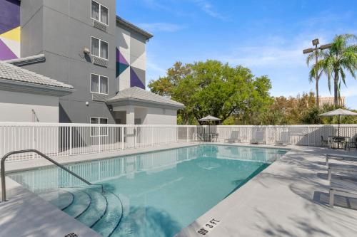 Spark by Hilton Orlando near SeaWorld Orlando