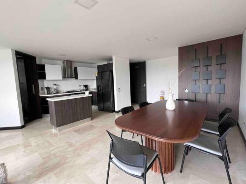 602, Modern apartment in heart of El Poblado + View!, Medellín (fotografie 7)