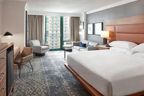 Sheraton Oceanfront Hotel - image 9