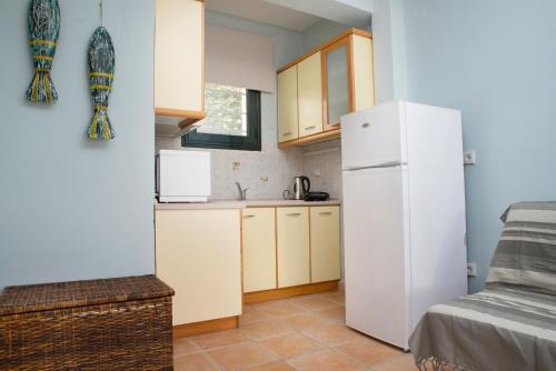 Emerald Studios Kriopigi II