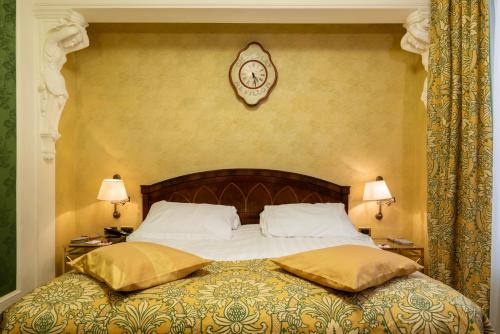 Double Room image 2