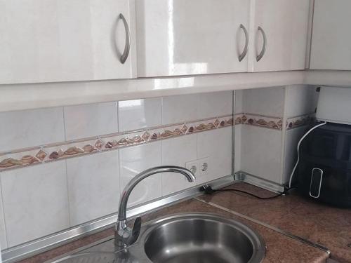 Cosy apartment with shared balcony