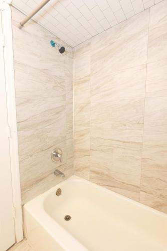 Astounding 2Bedroom Apt Close to NYC in Jersey City, USA