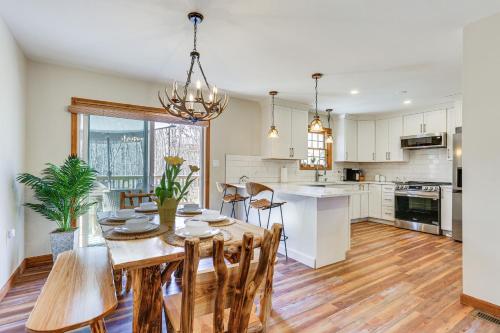 Forest-View Deck & Fire Pit: Poconos Escape! in Bushkill (PA)
