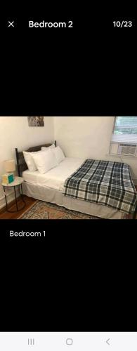 LOVELY RENOVATED 2 BEDROOM HOME WITH FREE Parking in Albany, USA