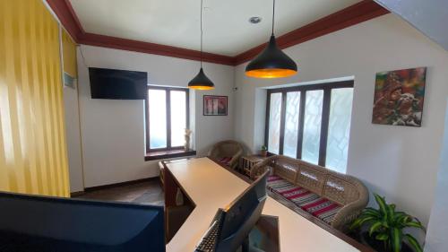 Raven La Paz in La Paz