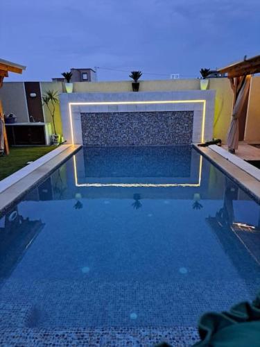 Villa piscine 4 chambres