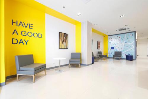 Lobby, Hop Inn Hotel North EDSA Quezon City in Quezon City