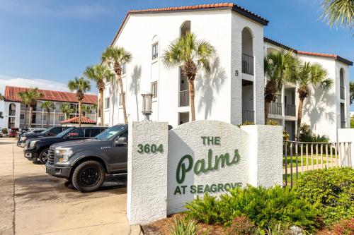 Palms of Seagrove D5, Steps to the Beach, Sleeps 4, Pool, 2 bikes and 5 mins from Seaside