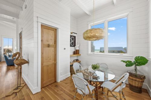 Salt & Light - 5 BR, Sleeps 18, Gulf & Lake Views, Game Room & Bikes, Seagrove Beach (foto 8)