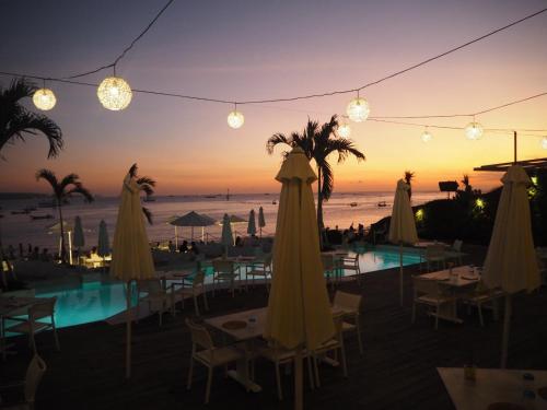 Pronoia Beach Resort 5