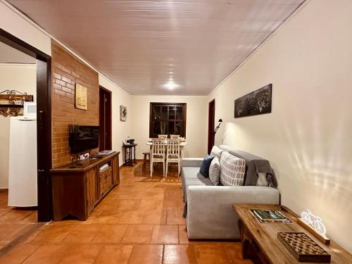 Skupni salon/TV območje, Recanto da Floresta - Casa de campo em Secretário (Recanto da Floresta - Casa de campo em Secretario) in Barra Mansa