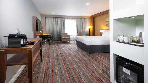 Holiday Inn Derby Riverlights an IHG Hotel - image 8