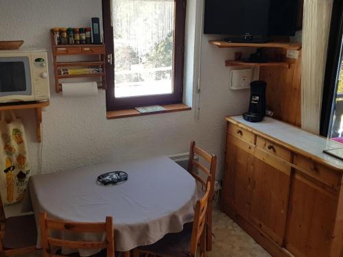 Appartement Châtel, 2 pièces, 4 personnes - FR-1-676-187