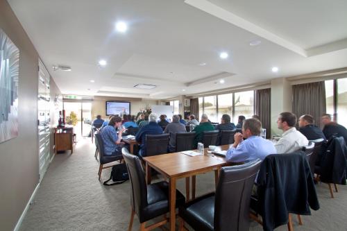 Gippsland Region Bridges on Argyle 4-Star Hotel restaurant