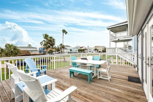 Coastal meets Rustic Close To The Beach