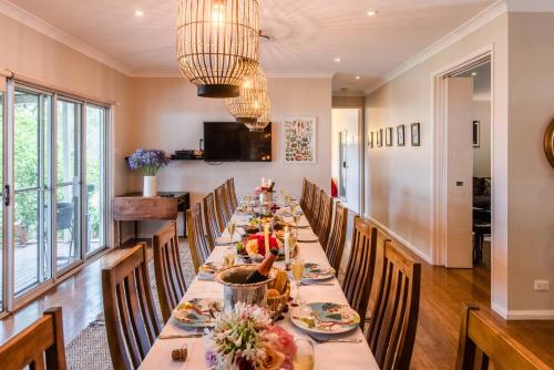 餐飲服務, Hunter Moon Country House, Hunter Valley in 布洛克