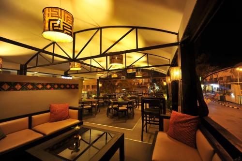 Pub/Lounge, Gloria Hotel in Kigali