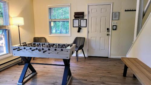 The Fox Chalet AvantStay Private Hot Tub Deck in Albrightsville, USA