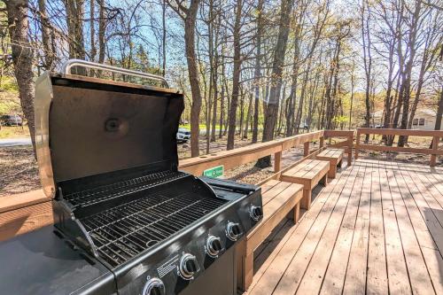 The Fox Chalet AvantStay Private Hot Tub Deck