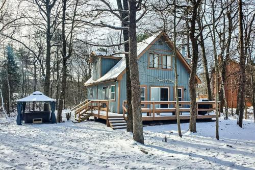 The Fox Chalet AvantStay Private Hot Tub Deck