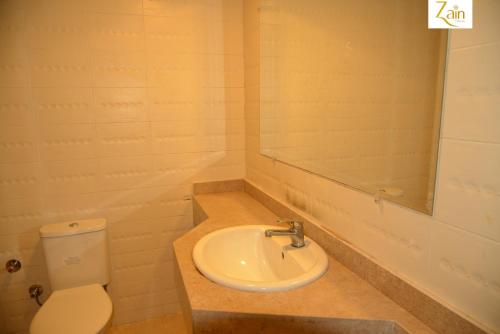 Superior Double Room room in Zain Dive Inn
