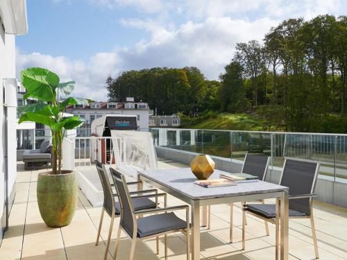 Балкон, Cosy holiday home with balcony in Остебад Селлин