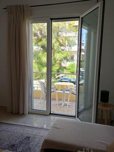 Mary's downtown apartment 3