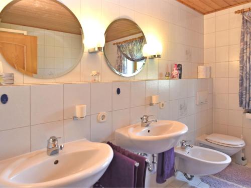 Beautiful apartment in the Bavarian Forest with balcony and whirlpool tub