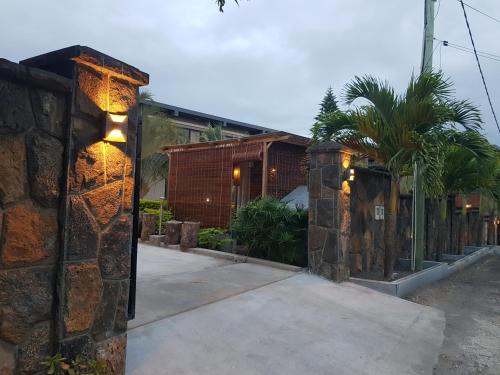 Exterior view, Villas Rocher - Standard Suite 3A in Fond du Sac