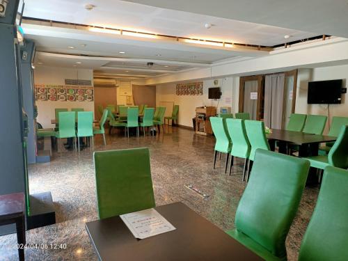 บริการและสิ่งอำนวยความสะดวก, เมโลดี้ ฮาวาย โฮเต็ล (Melody Hawaii Hotel) in ไทตง