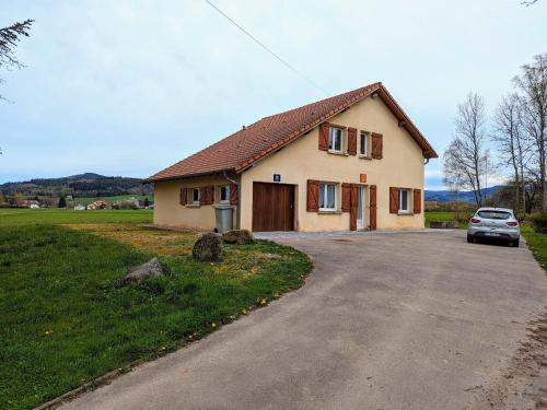 Gîte Anould, 6 pièces, 10 personnes - FR-1-589-34 - Location saisonnière - Anould