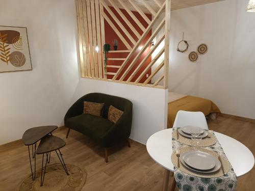 Studio dans le Minervois in Bize-Minervois