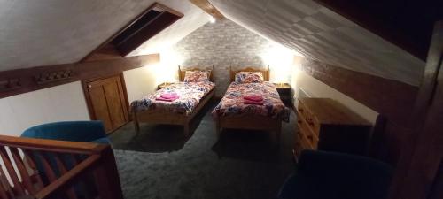 Cumbrian cottage, sleeps 6, in convenient location