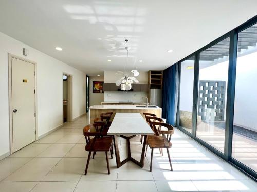 Luxury Villa 01 - Relax - Fun - Near Vung Tau