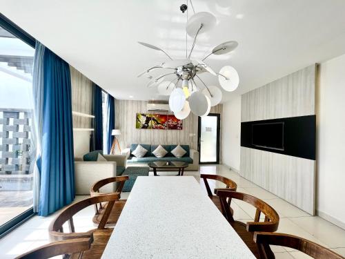 Luxury Villa 01 - Relax - Fun - Near Vung Tau