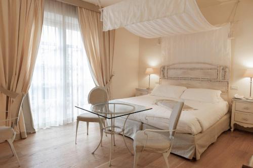 Hotel & Residenza 100 Torri