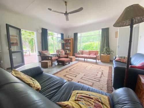 Kruger Park Farmstay near Orpen Gate in 索恩布西禁獵區