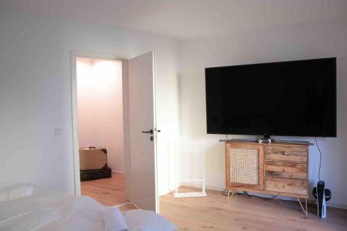 Bahnhofsnahe 9 Zimmer 200QM PS5 für Familien & Firmen