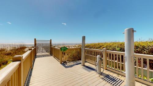 2318 Villamare - image 2