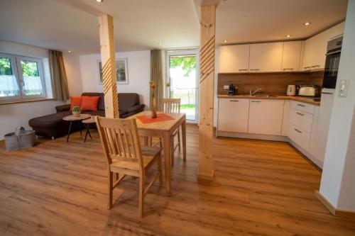 Ferienwohnung Mopsfidel in Pfronten, Deutschland