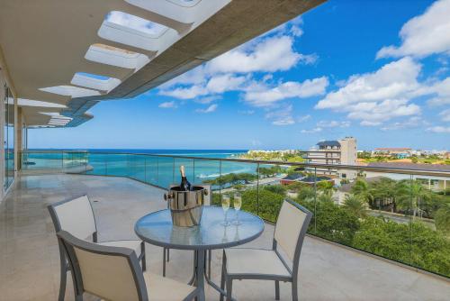 5bph-coral15 - Oceanfront Exclusive Penthouse With Stunning Views And Private Pool Home-theater Included,