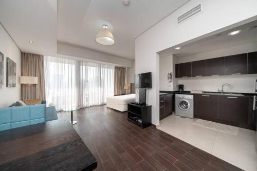 StoneTree - Spacious Studio - The Matrix - image 8