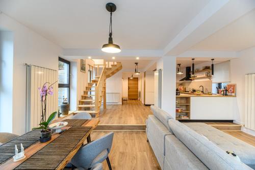 Konyha, Doftana Lake House in Teșila