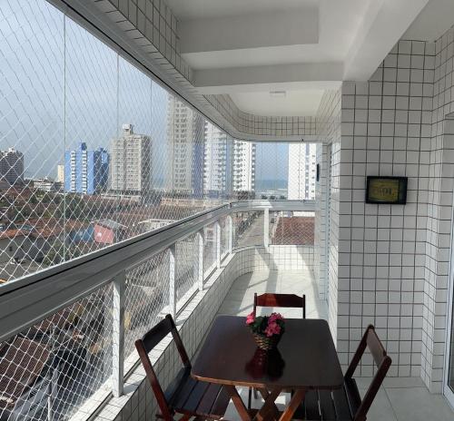 ระเบียง/ชานเรือน, Excelente Apto com piscina 200 mts da praia - QX10H in มารากานา
