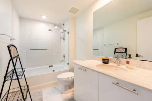 Brickell High Rise Living at its best! w/ Pool Gym detail